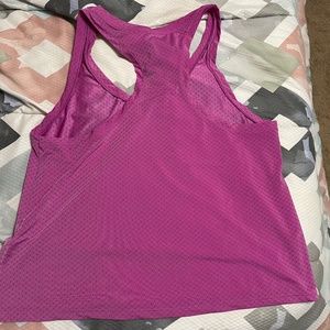 Under Armor loose crop tank top